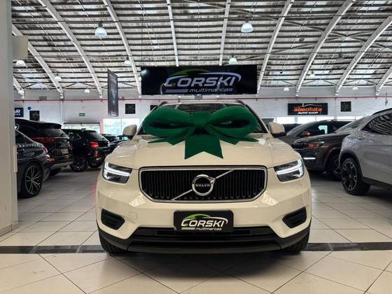 VOLVO XC40 2.0 T4 GASOLINA GEARTRONIC VOLVO XC40 2.0 T4 GASOLINA GEARTRONIC